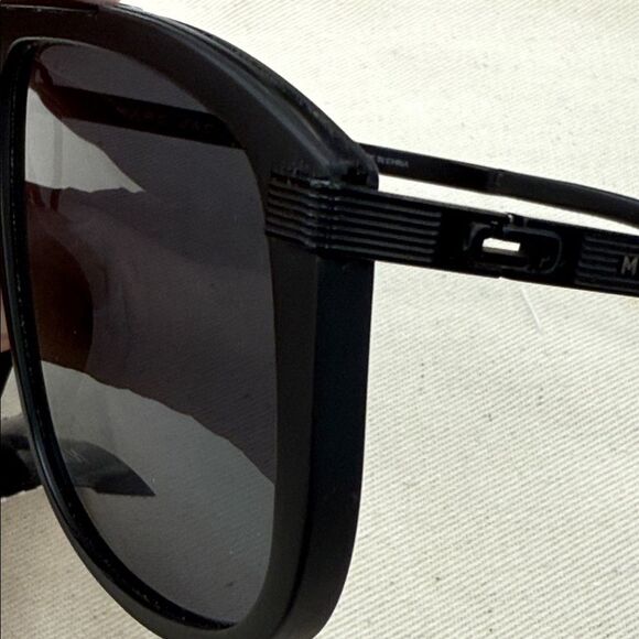 Marc Jacobs Black Sunglasses - Picture 4 of 8